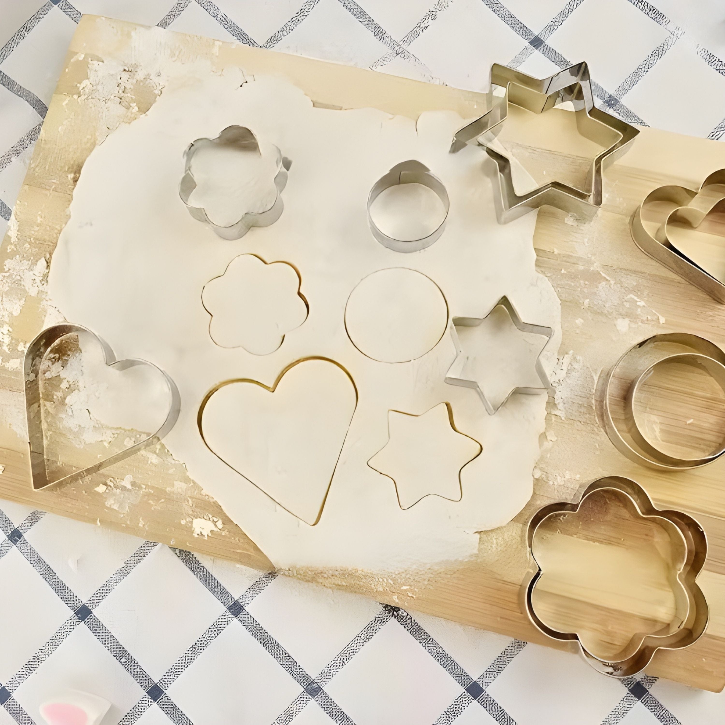 Kitcheniva Stainless Steel Cookie Cutter 12 Pcs Set