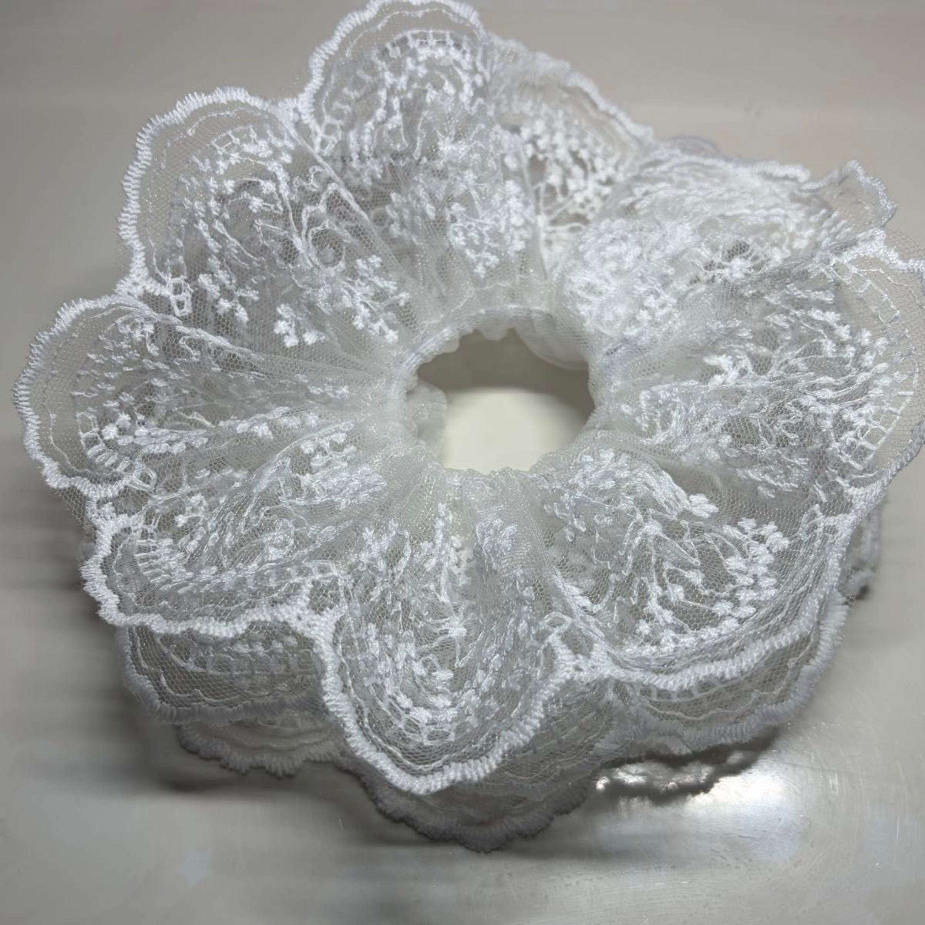 Kitcheniva Large Embroidered Lace Scrunchie 1 Pcs, White