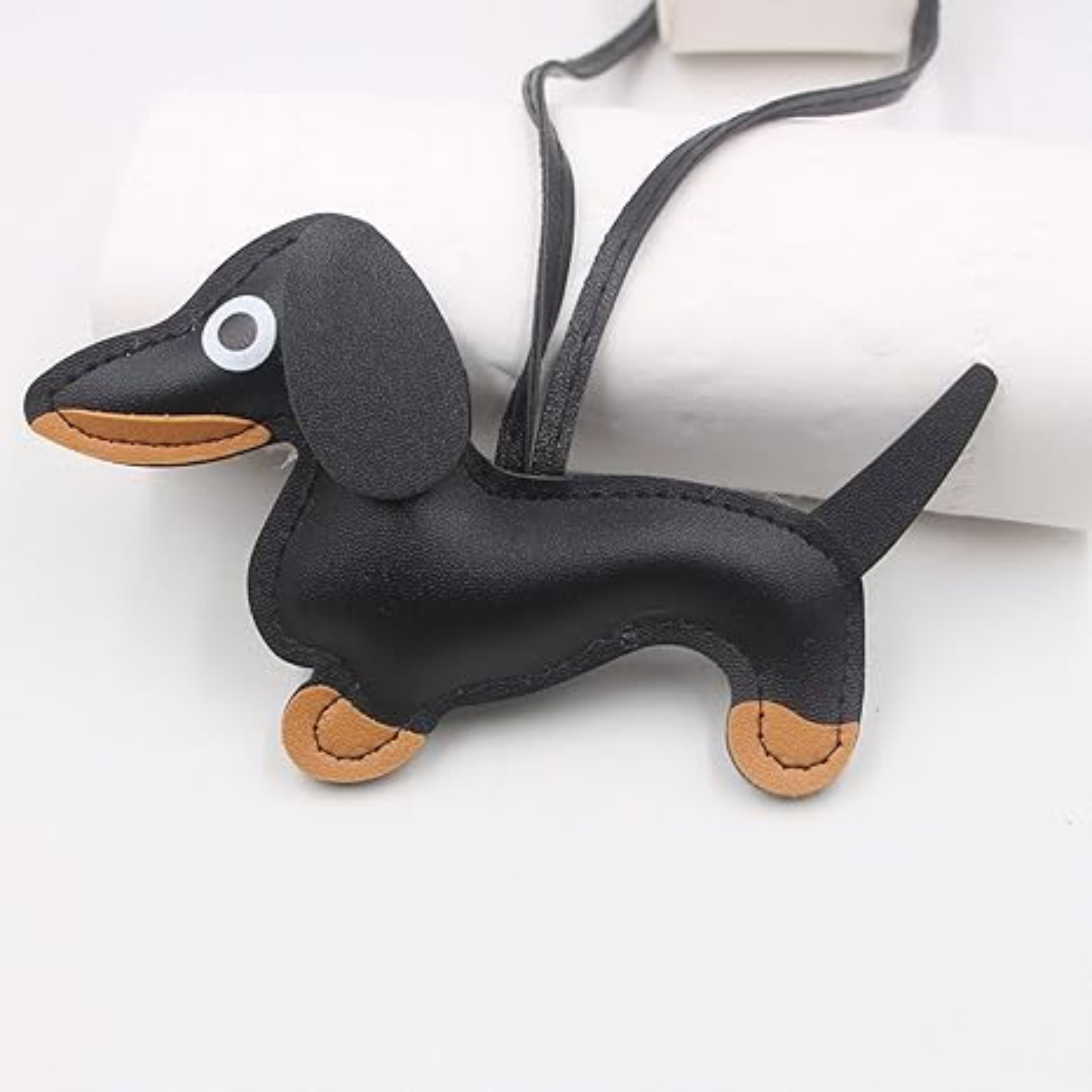 Kitcheniva Cute Dog Keychain Pendant for Keys and Bags, Black