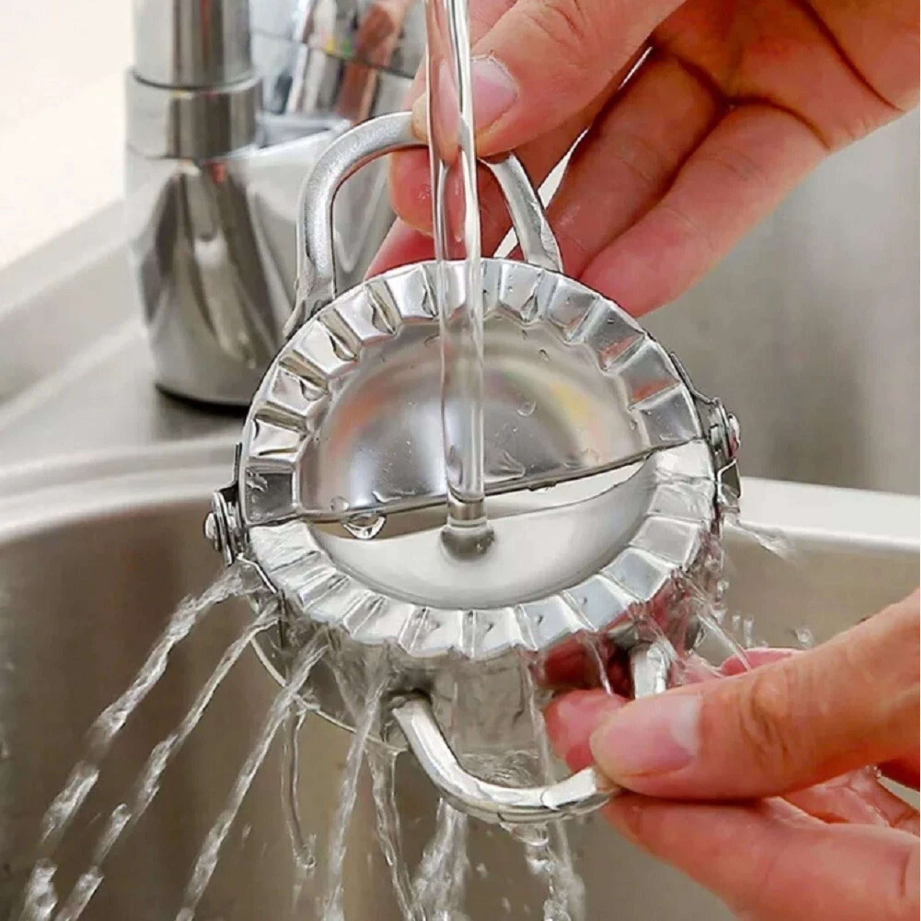 Kitcheniva Stainless Steel Dumpling Maker Machine