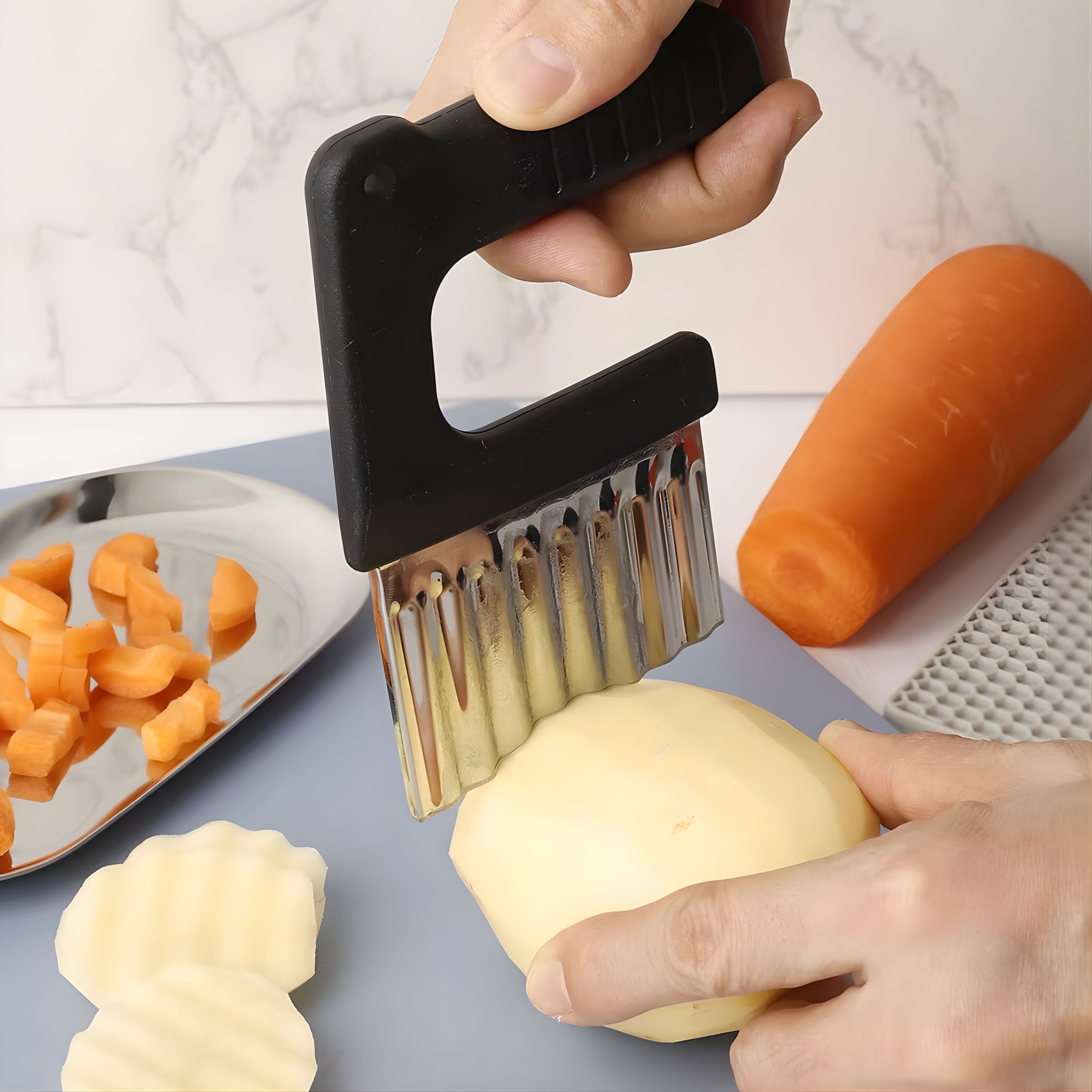 Kitcheniva Crinkle Cutter with Plastic Handle, Black, 1 Pcs