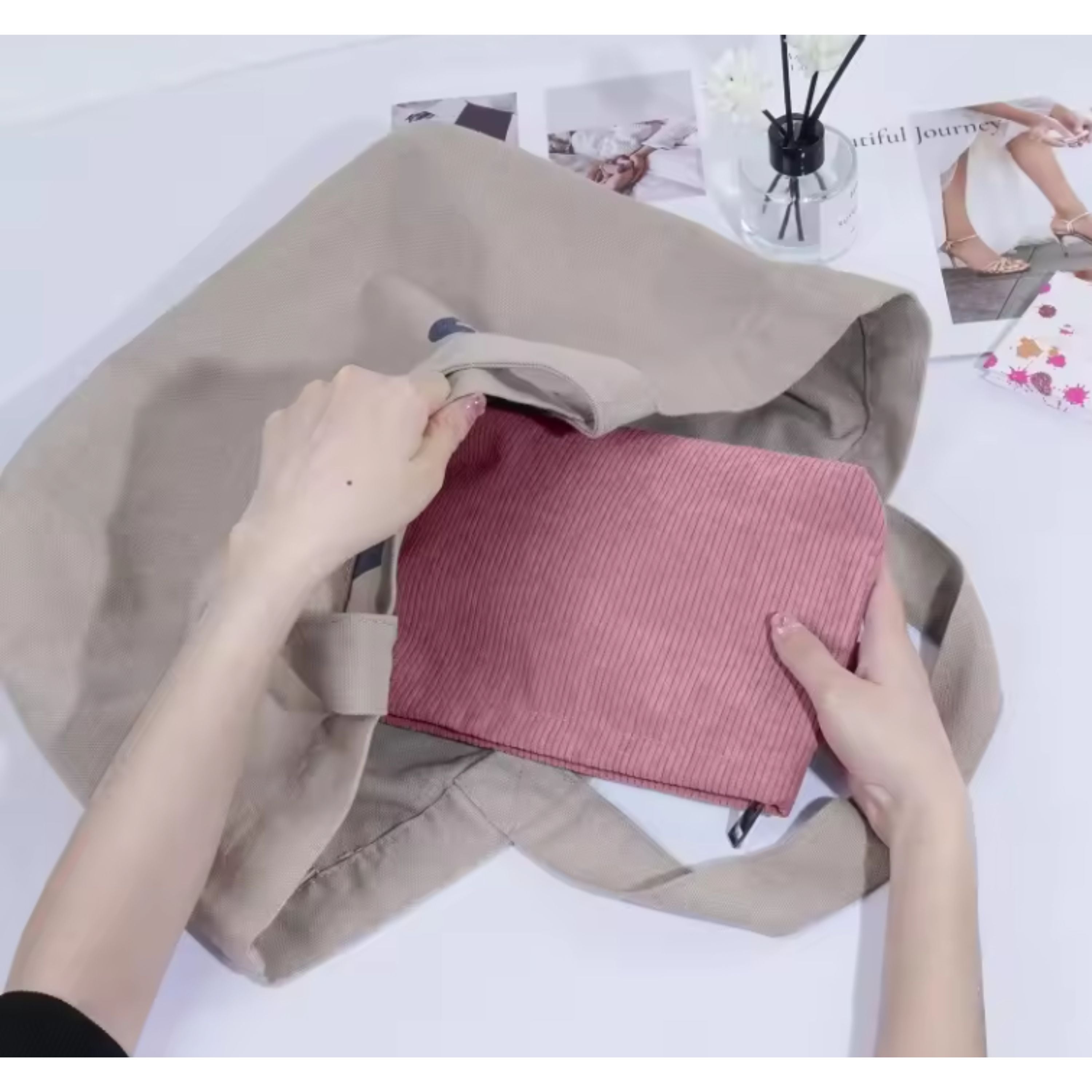 Kitcheniva Corduroy Makeup Bag with Zipper Closure, Rose Red