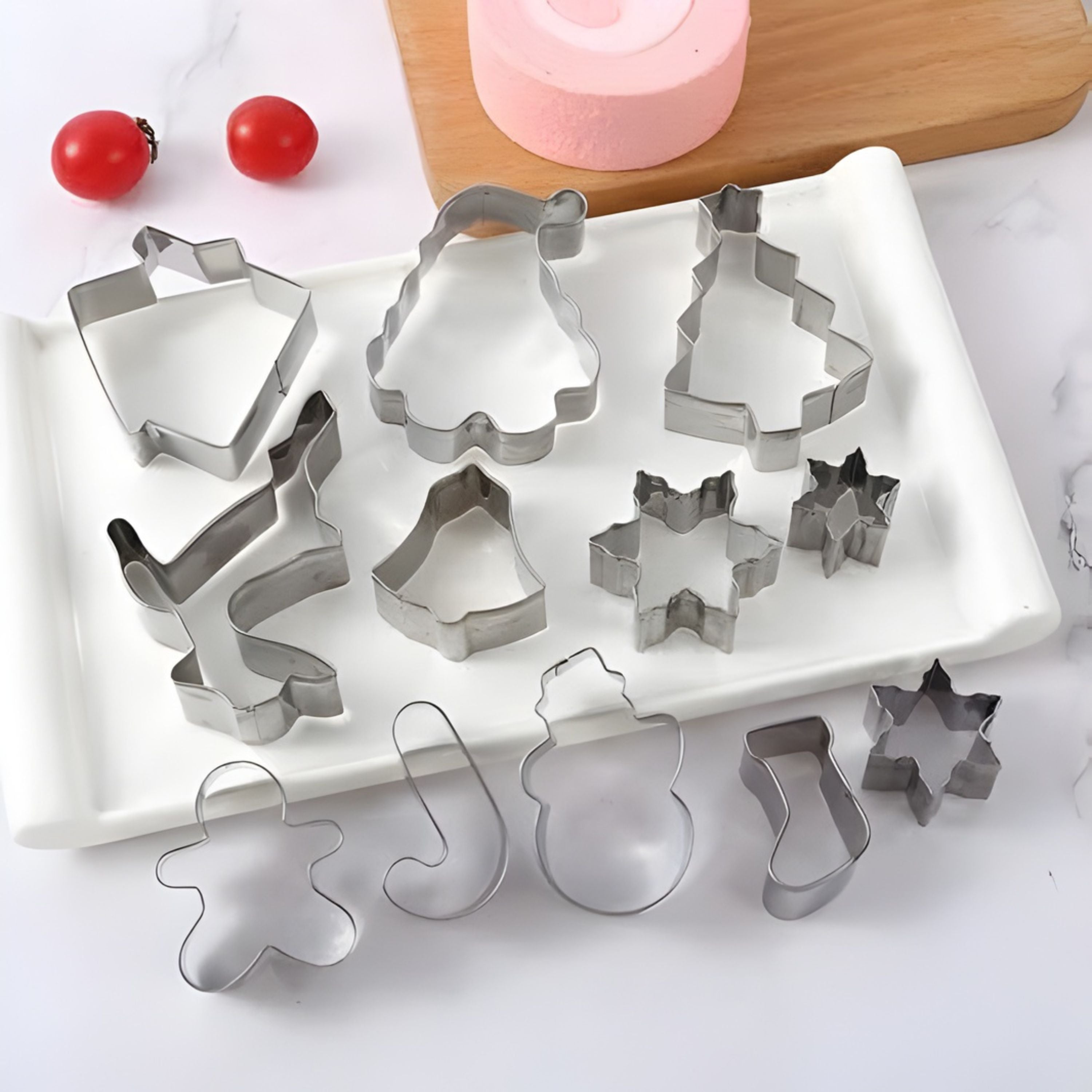 Kitcheniva Christmas Cookie Cutter Variety Pack - Christmas Tree, Santa, Gingerbread Man, Snowman, Reindeer