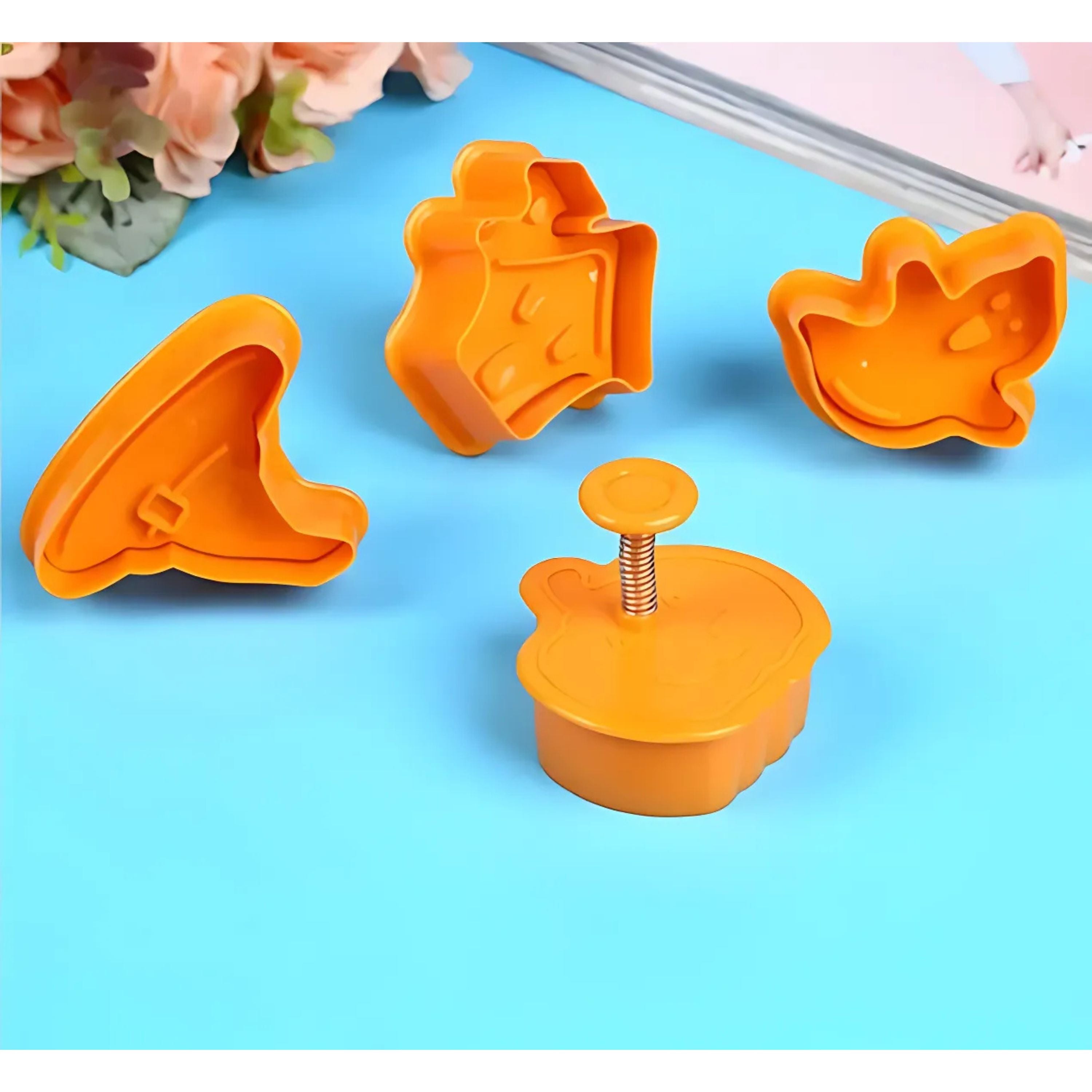 Kitcheniva Halloween Cookie Cutter Set 4 Pcs – Ghost, Pumpkin, Witch Hat & Haunted House Shapes