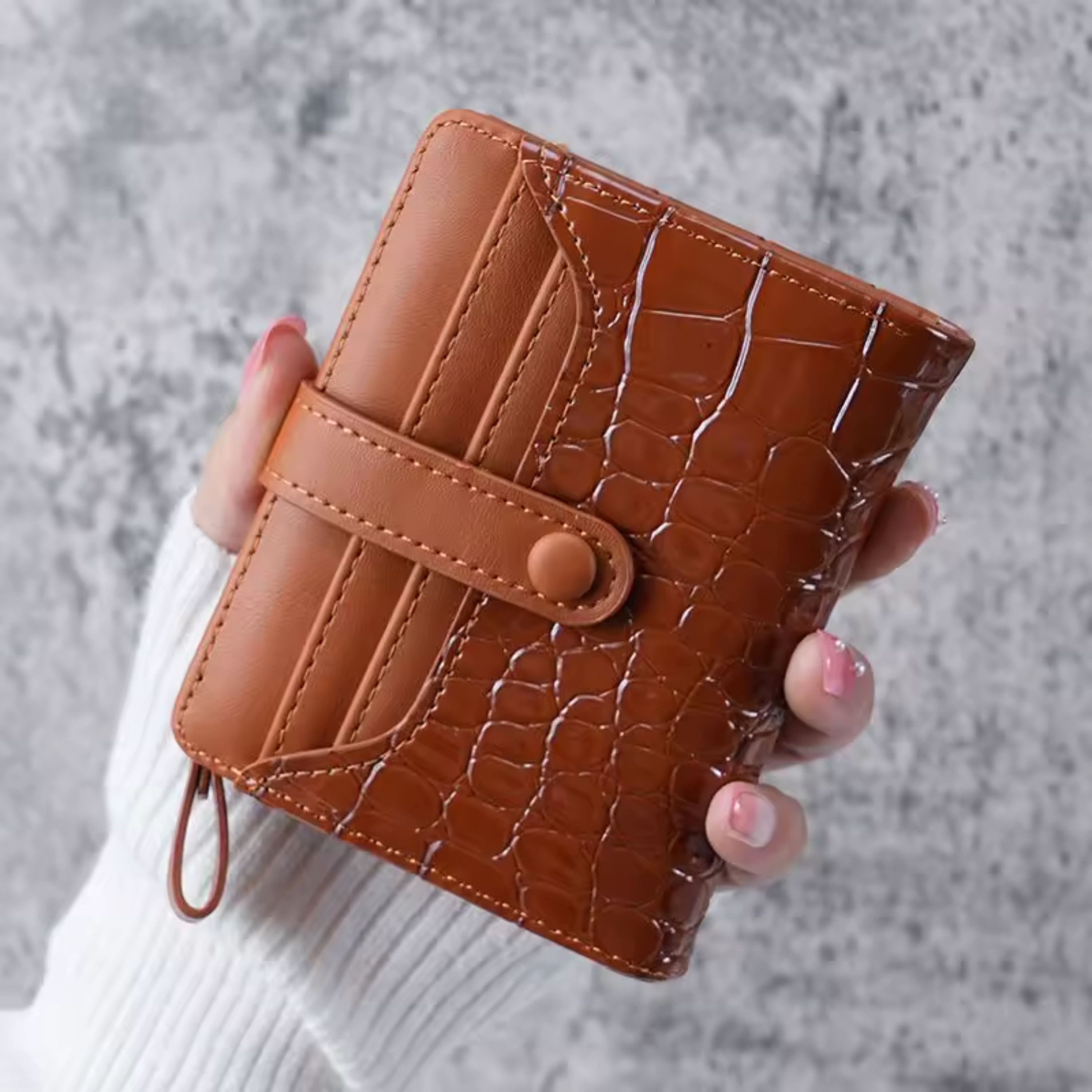Kitcheniva Women's Crocodile Print Clutch Wallet, Brown